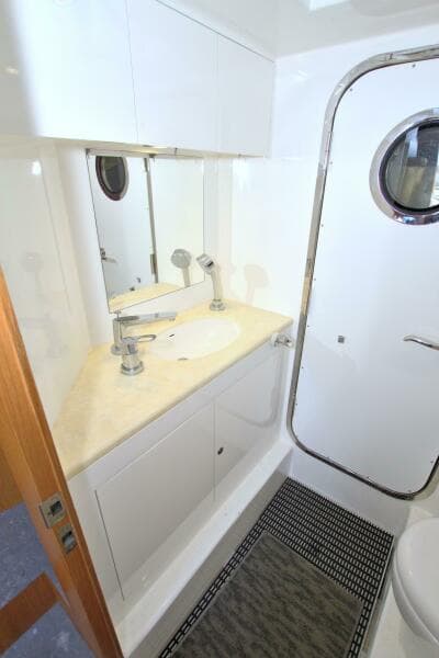 2015 Dyna Yachts 60 Pilothouse Motoryacht