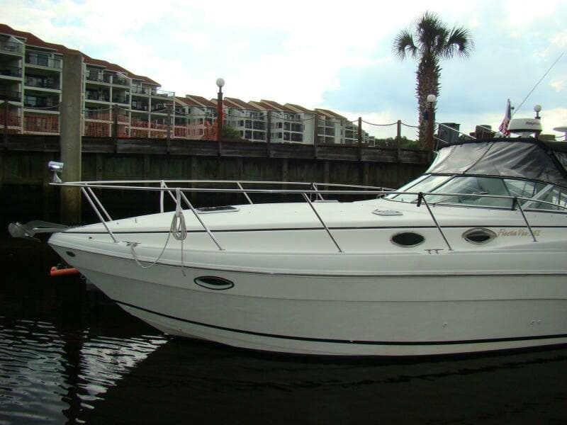 2002 Rinker 342 Fiesta Vee