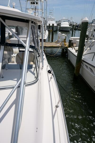 2003 Grady-White 330 Express