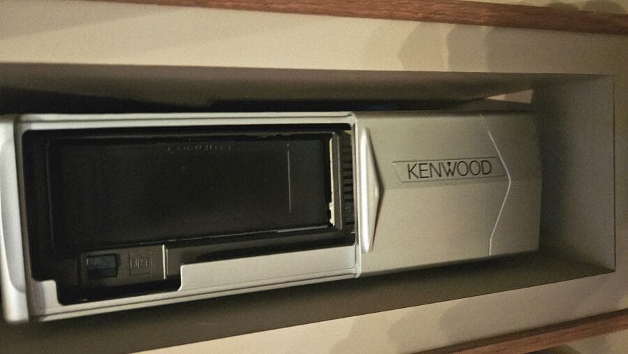 1986 Chris-Craft 381 Catalina