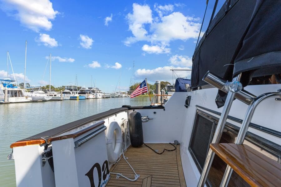 1993 Ocean Alexander 