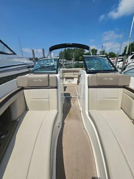 2012 Sea Ray 250 SLX