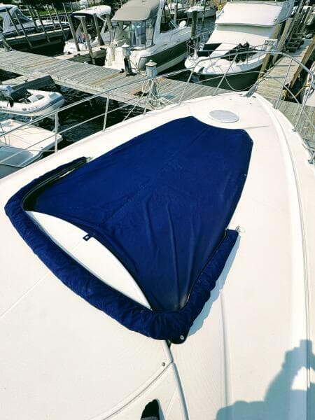 2005 Cruisers Yachts 540 Express