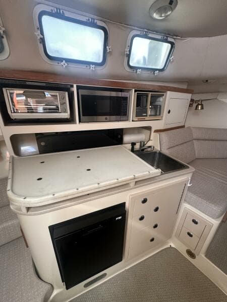 1996 Albin 31 Tournament Express