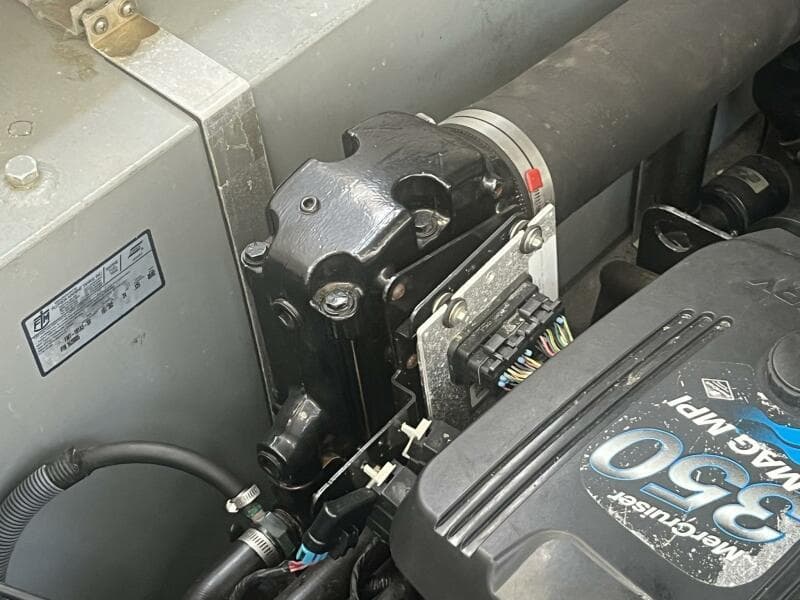 2003 Sea Ray 320 Sundancer