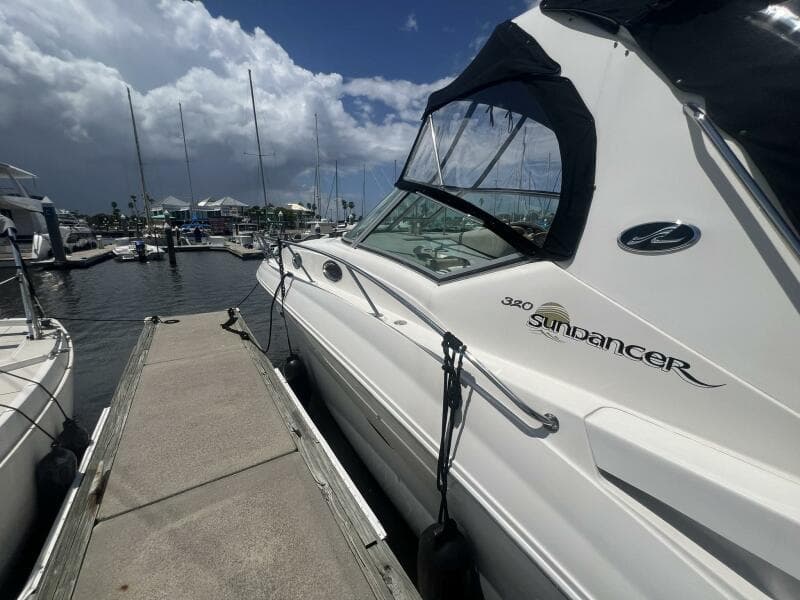 2003 Sea Ray 320 Sundancer
