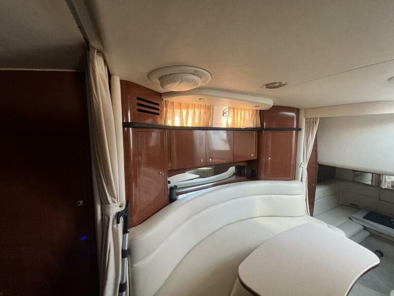 2003 Sea Ray 320 Sundancer