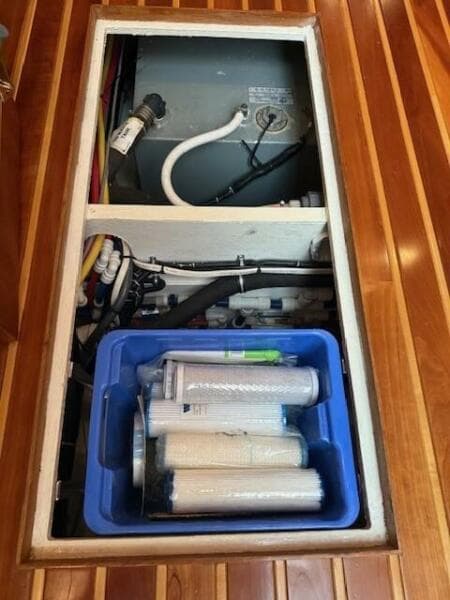 2000 Tiara Yachts 5200 Express