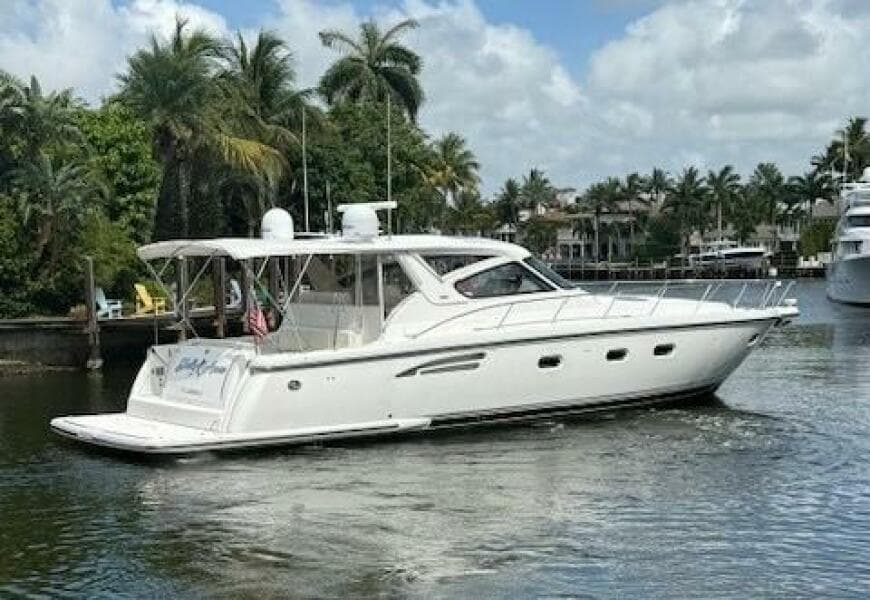 2000 Tiara Yachts 5200 Express