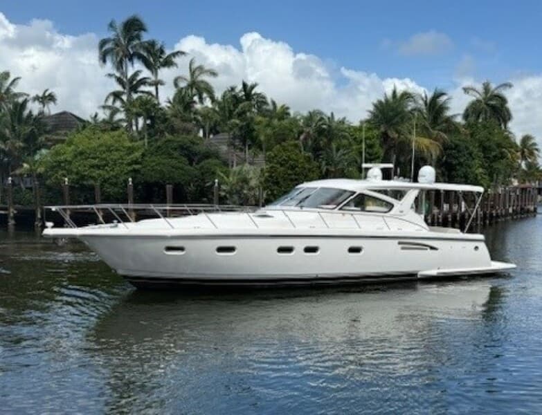 2000 Tiara Yachts 5200 Express