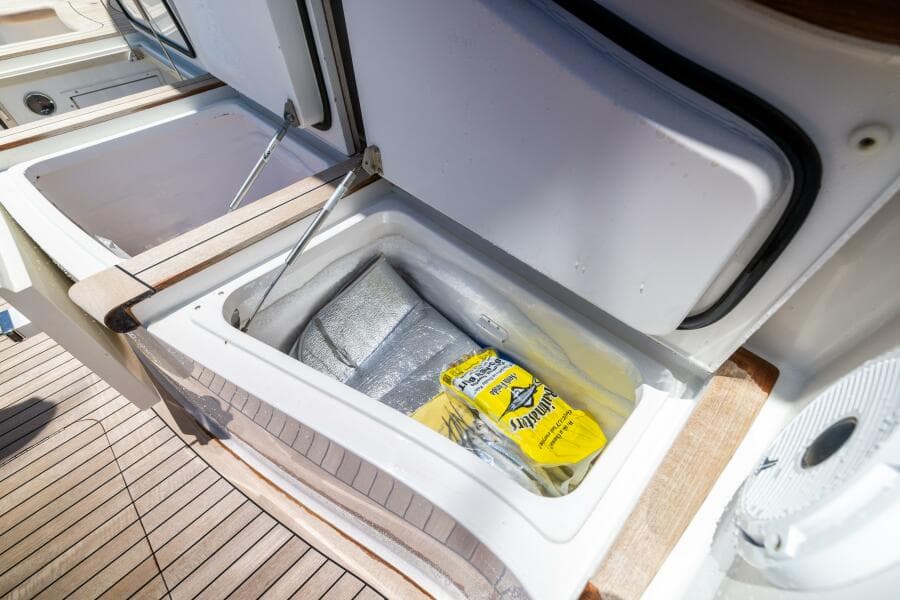 2011 Viking 70 Convertible