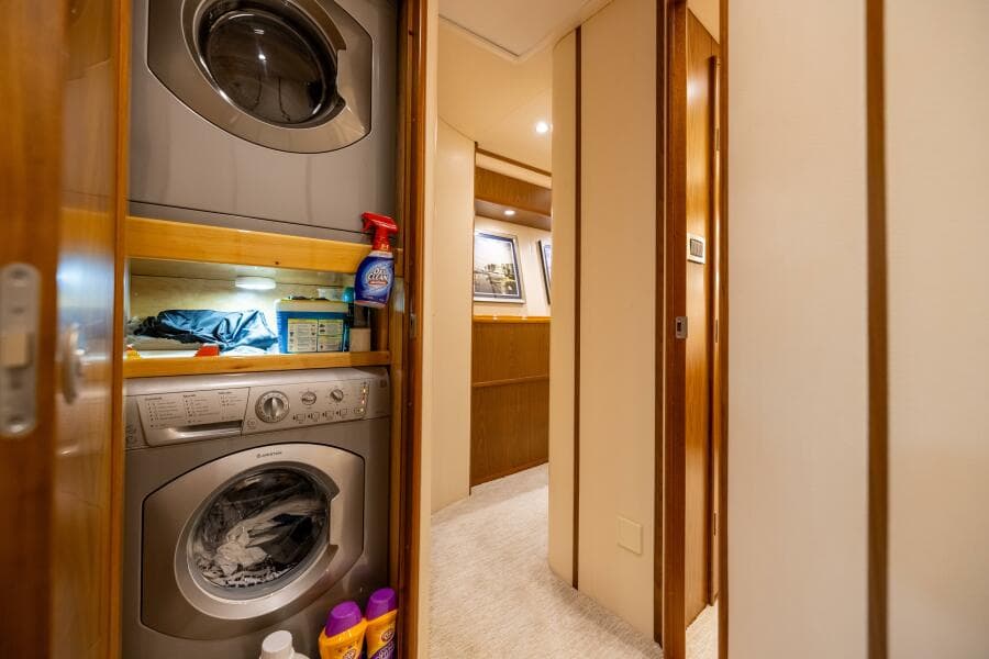 2011 Viking 70 Convertible