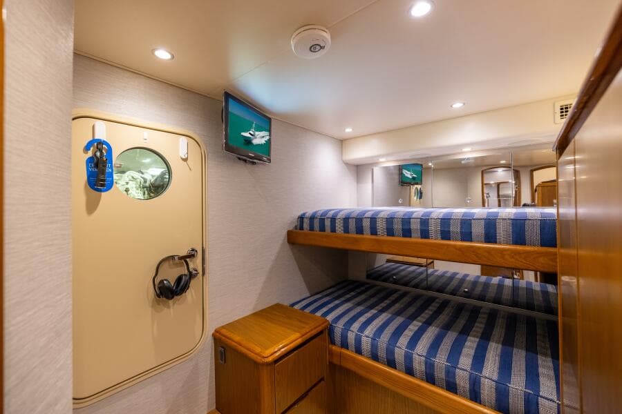 2011 Viking 70 Convertible