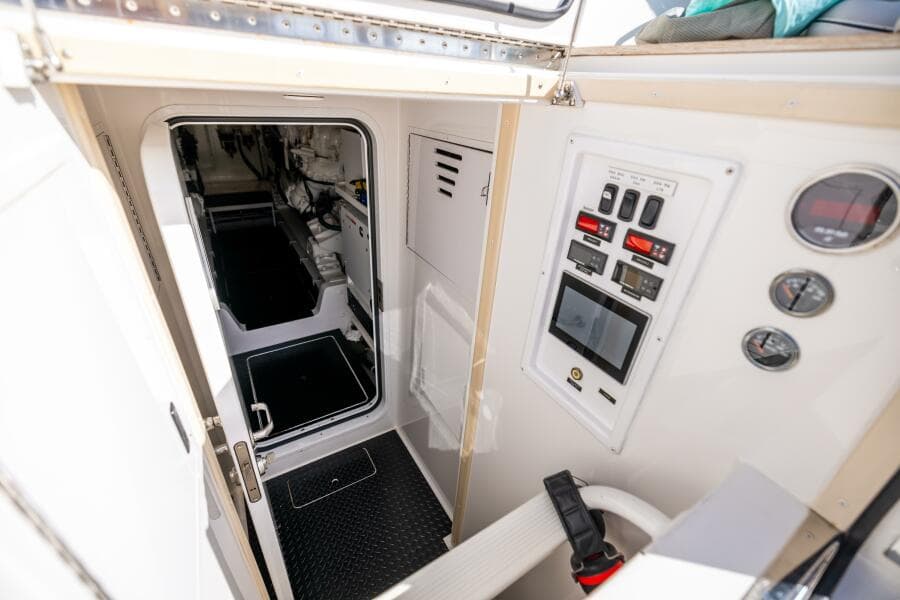 2011 Viking 70 Convertible