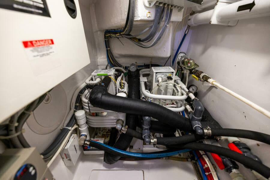 2011 Viking 70 Convertible