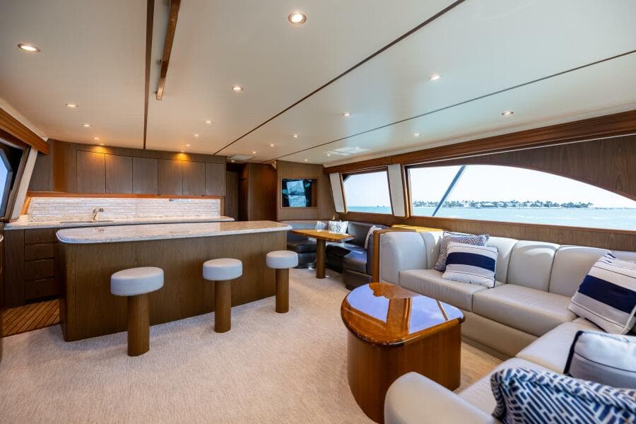 2011 Viking 70 Convertible