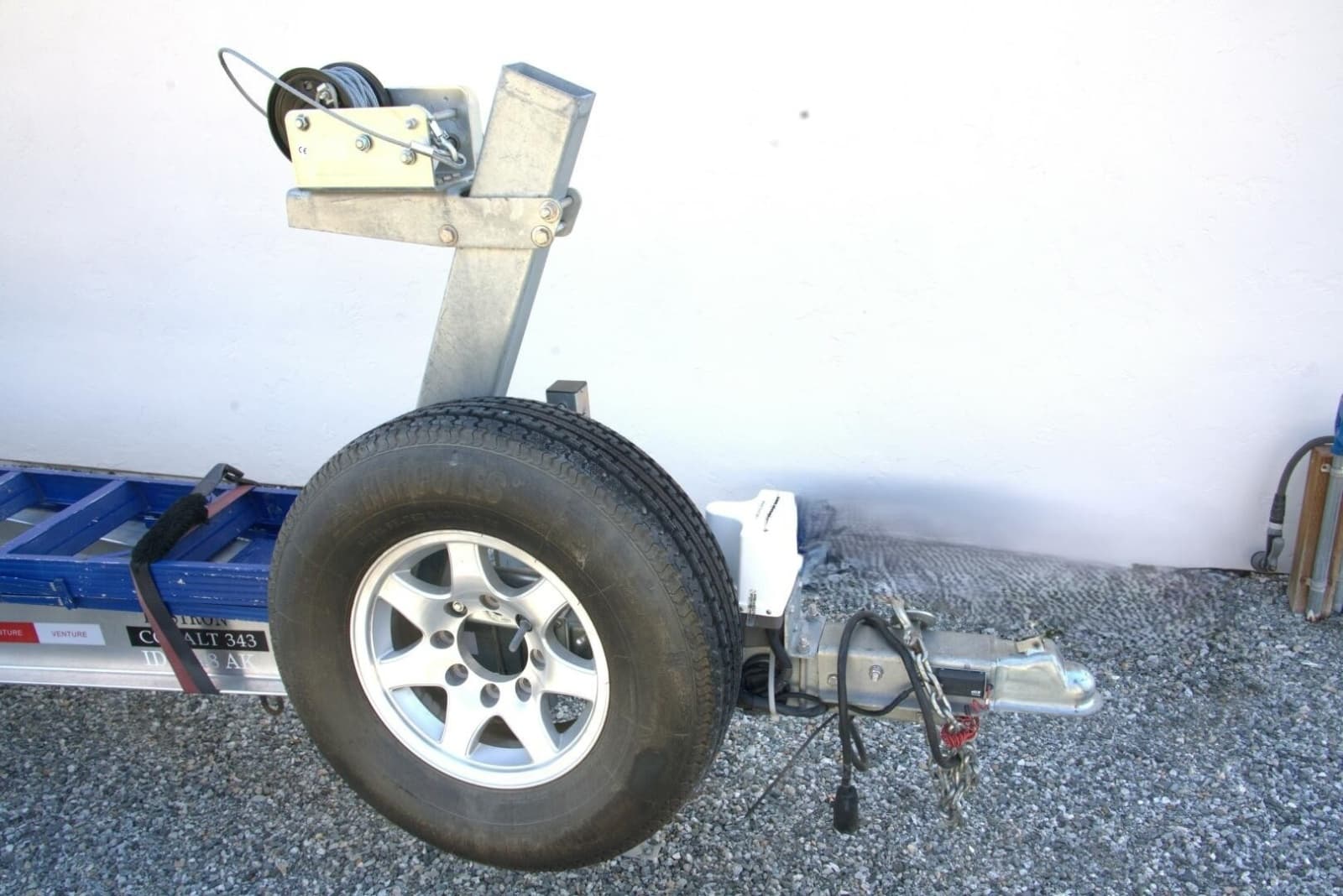 2005 Cobalt 343 - Photo 73