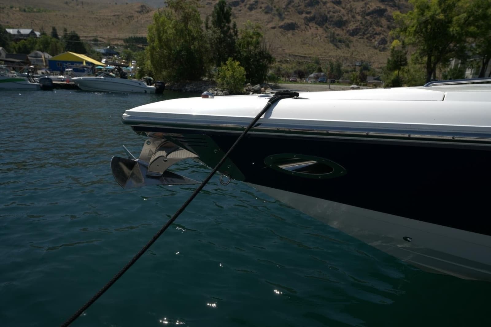 2005 Cobalt 343 - Photo 23