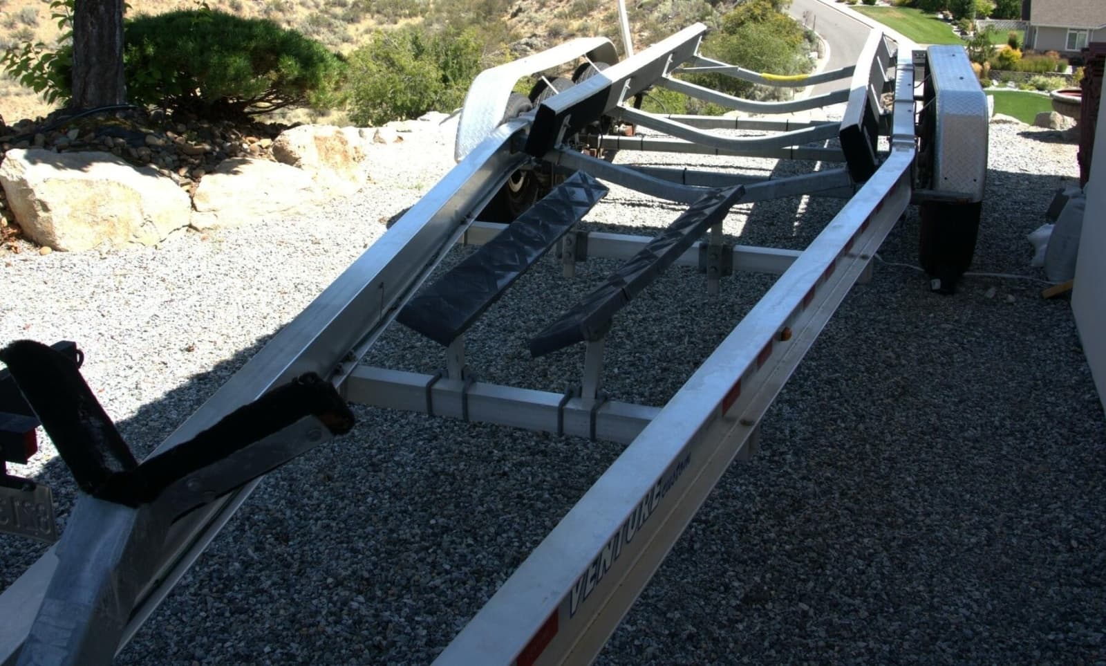 2005 Cobalt 343 - Photo 67