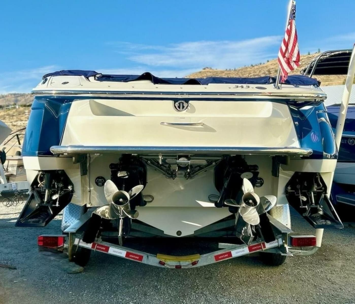 2005 Cobalt 343 - Photo 9