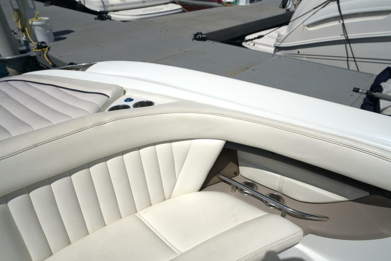 2005 Cobalt 343 - Photo 30