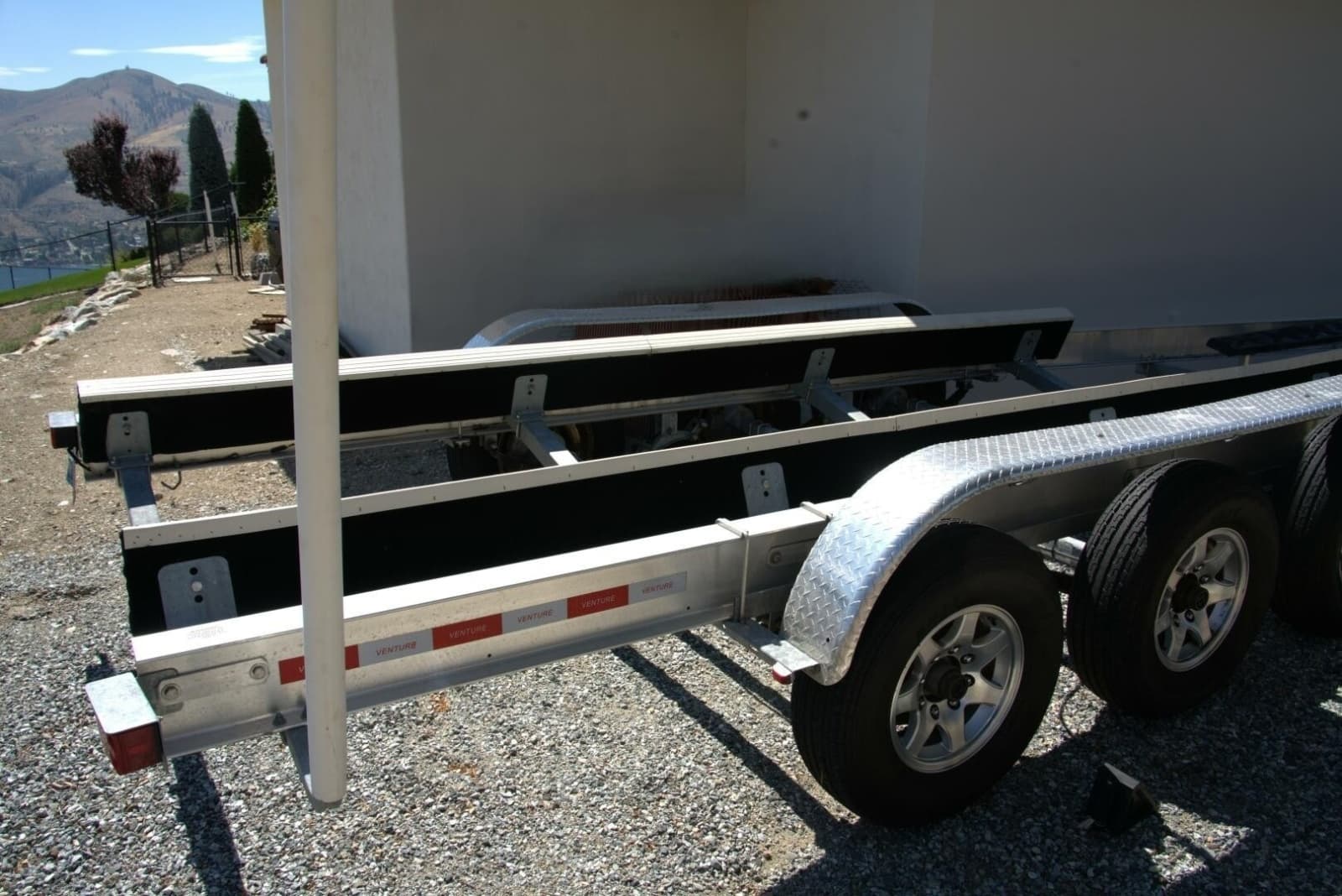 2005 Cobalt 343 - Photo 71