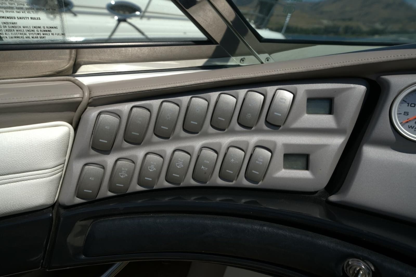 2005 Cobalt 343 - Photo 42