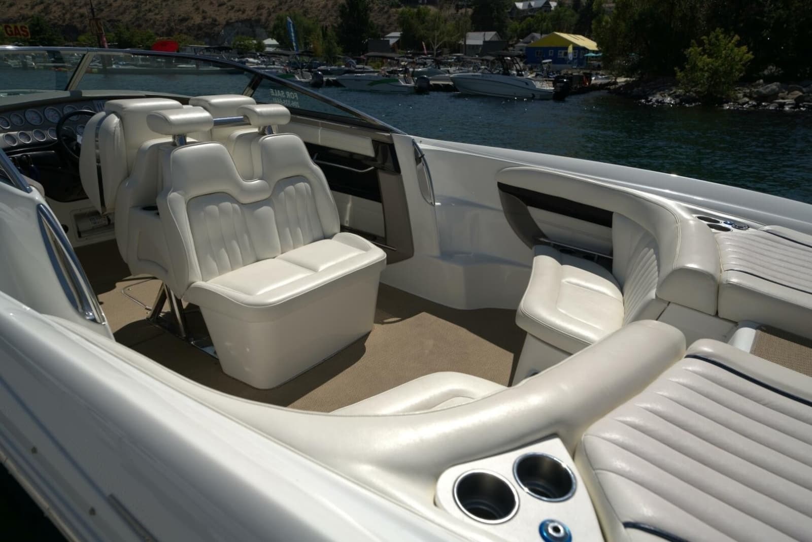 2005 Cobalt 343 - Photo 25