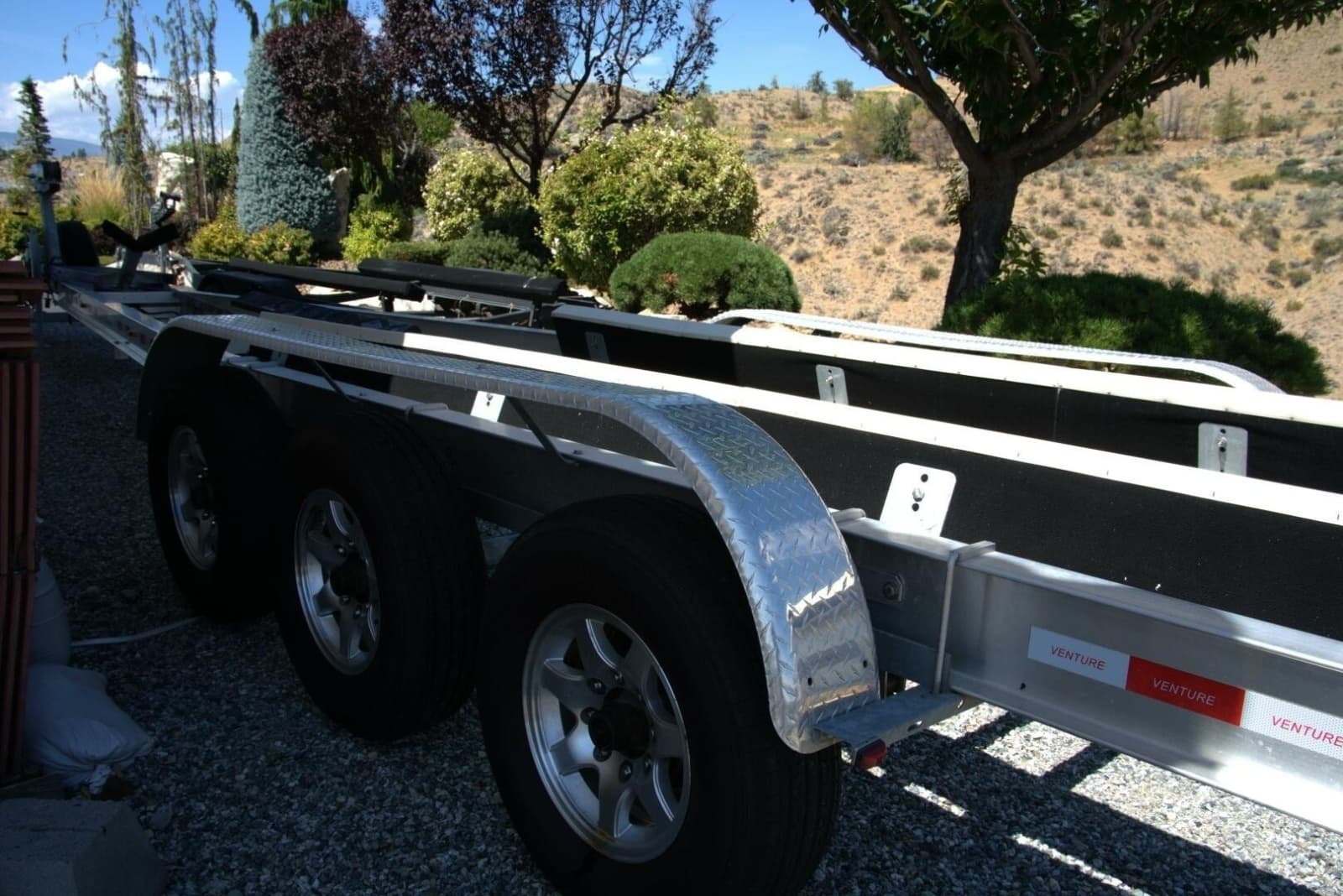 2005 Cobalt 343 - Photo 68