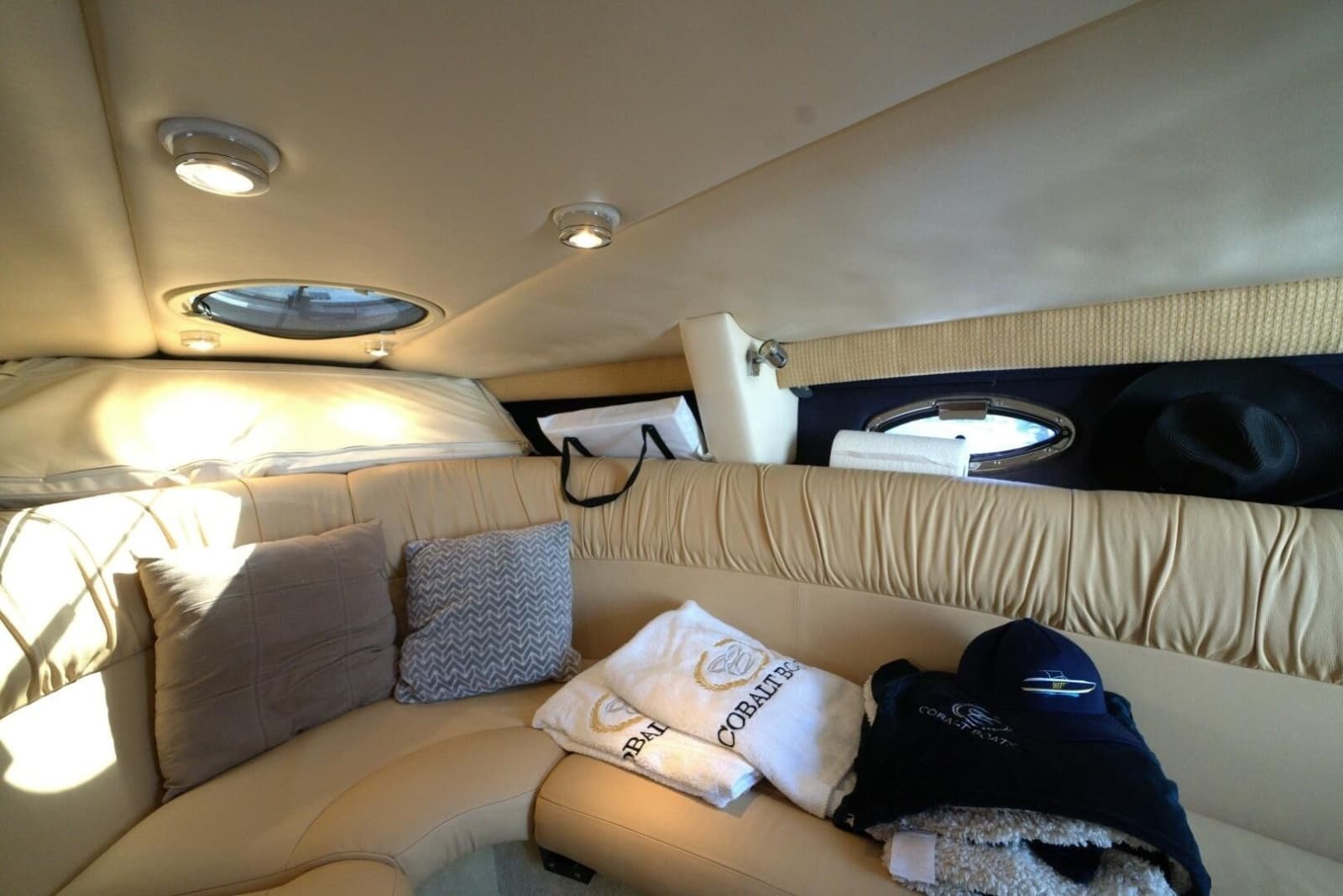 2005 Cobalt 343 - Photo 51