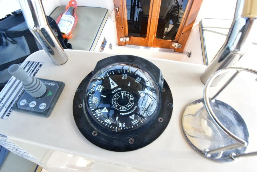 2004 Island Packet 485