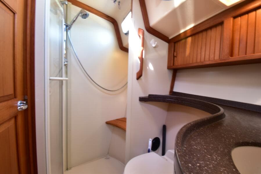 2004 Island Packet 485