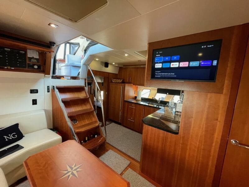 Regal 52 Sport Coupe - Galley