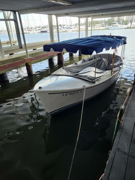 1998 Duffy Classic 21 - Boat House Kept