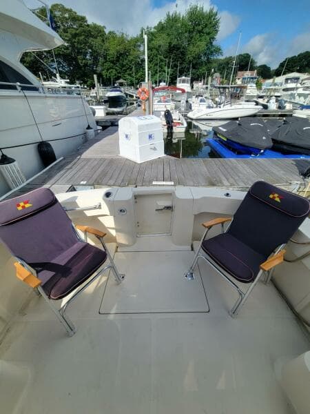 2004 Mainship Pilot - Photo 11