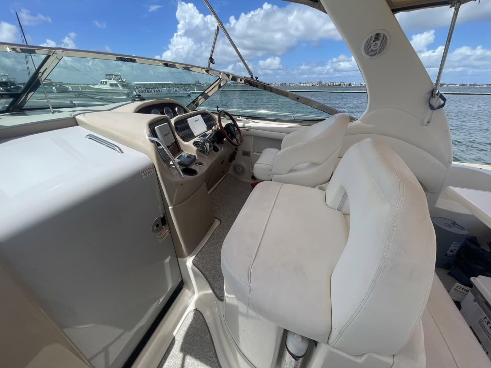 2003 Sea Ray 360 Sundancer - Photo 13