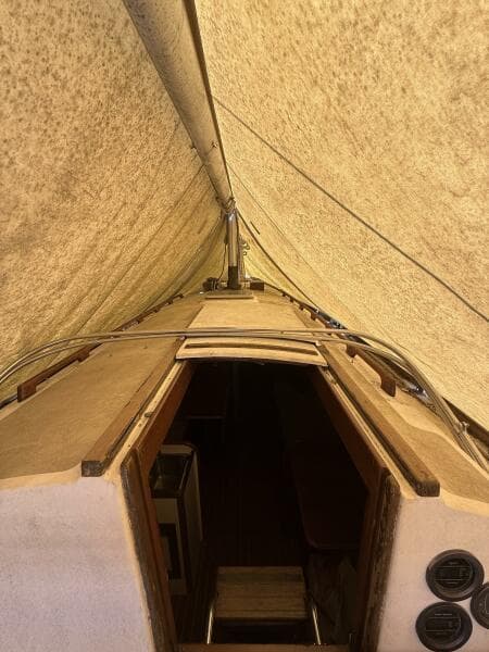 1985 Cape Dory 