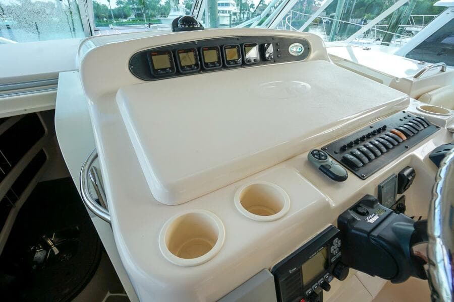 2007 Grady-White Express 360 helm with controls and cup holders.