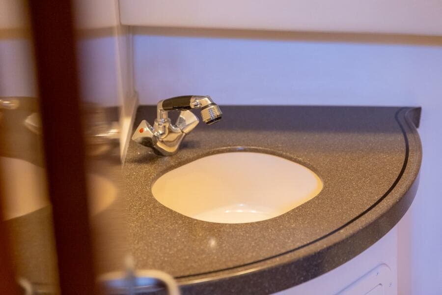 2007 Grady-White Express 360