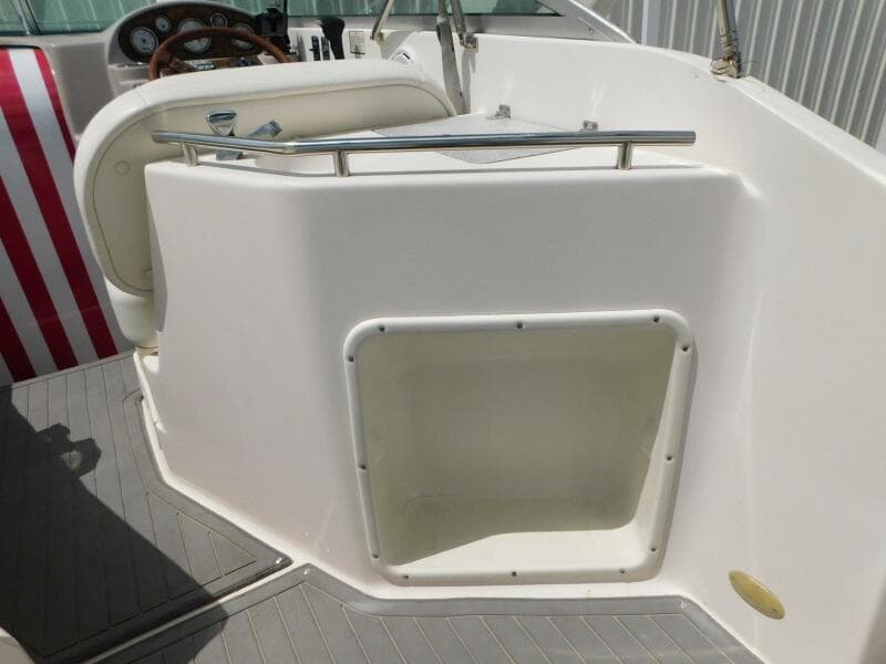 2004 Rinker Fiesta Vee 270