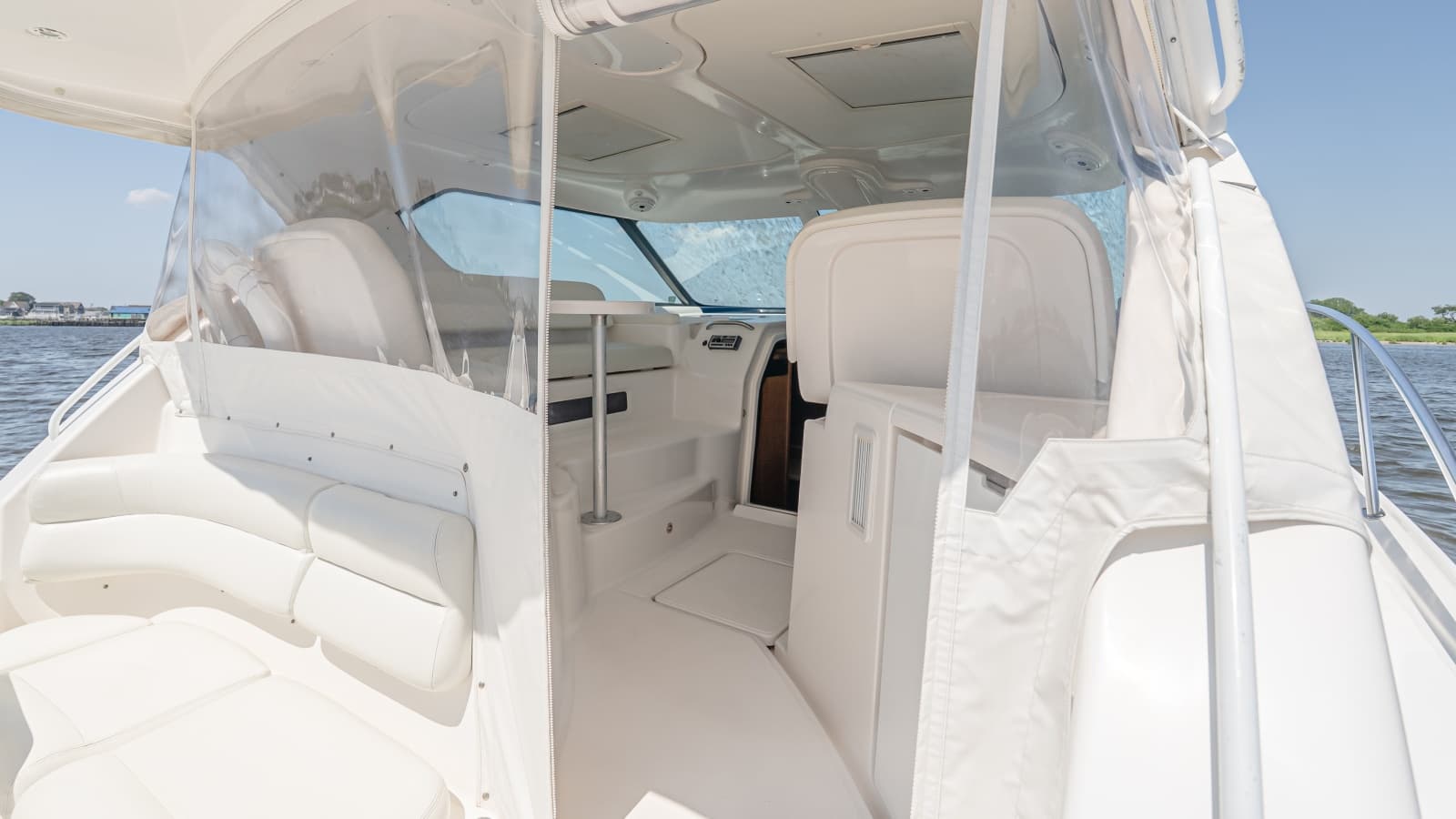 2007 Tiara Yachts 4300 Sovran - Photo 35