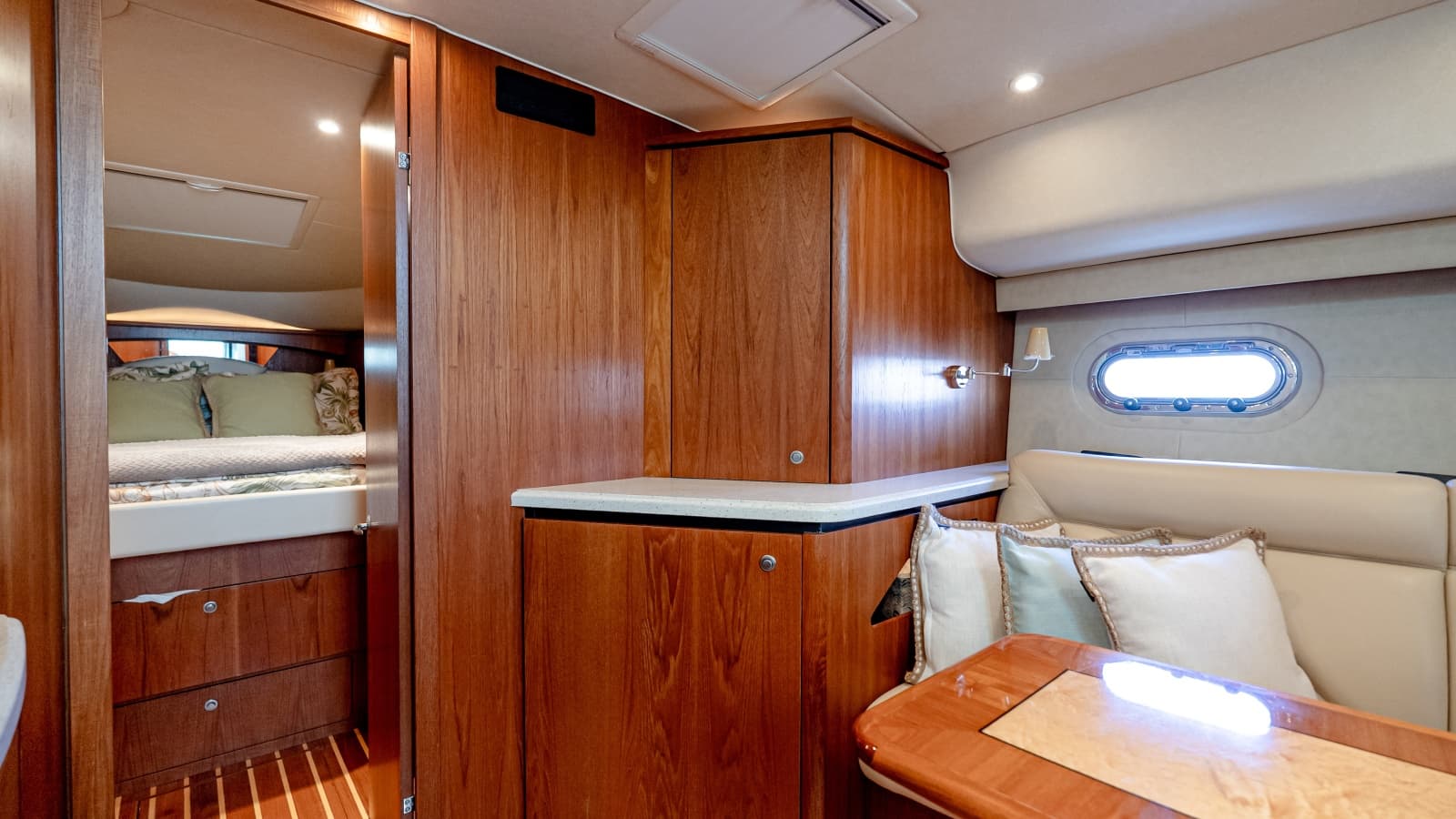 2007 Tiara Yachts 4300 Sovran - Photo 55