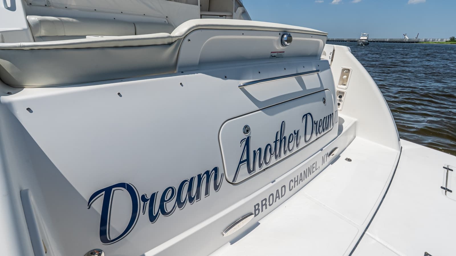 2007 Tiara Yachts 4300 Sovran - Photo 17
