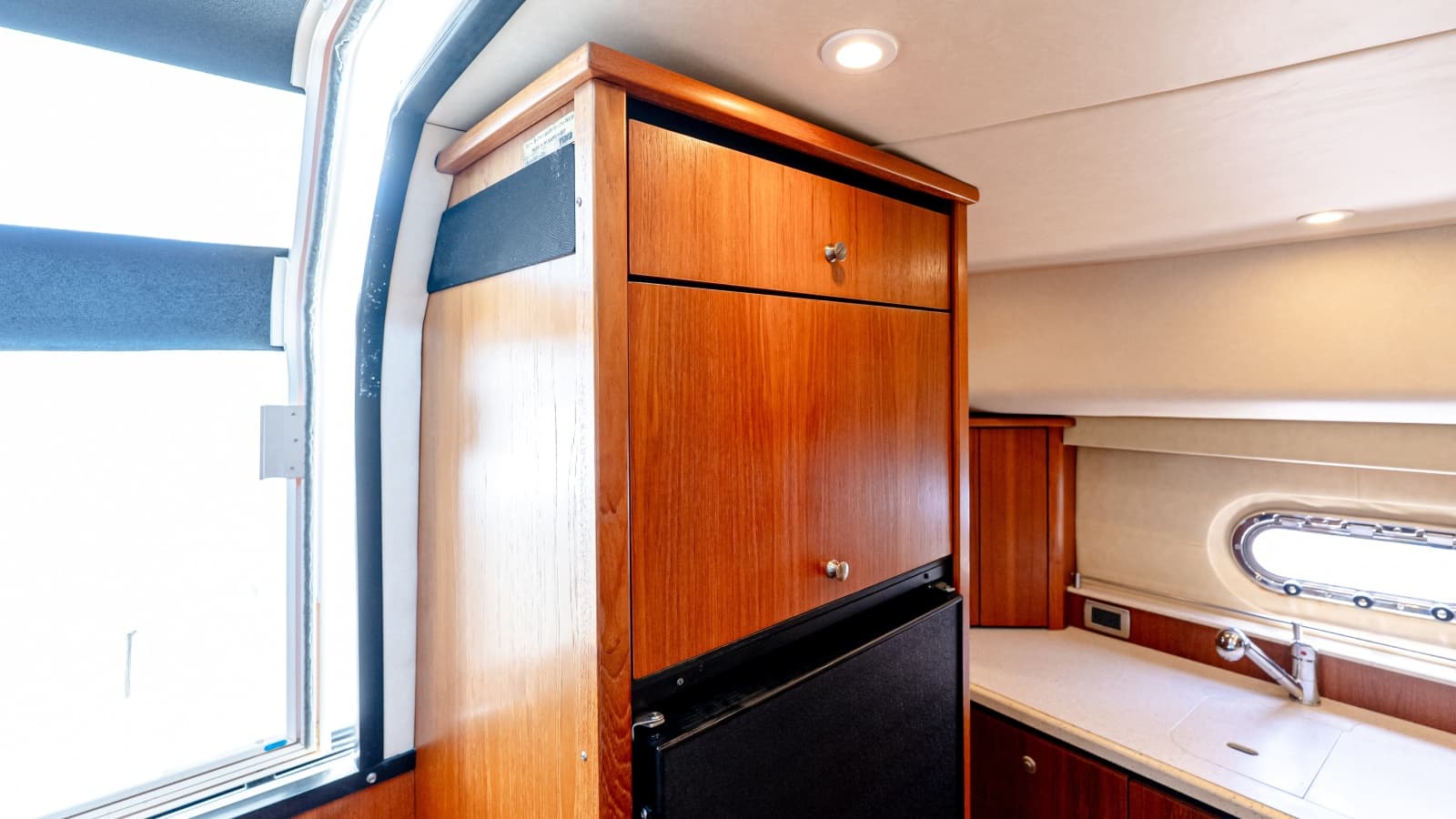 2007 Tiara Yachts 4300 Sovran - Photo 45