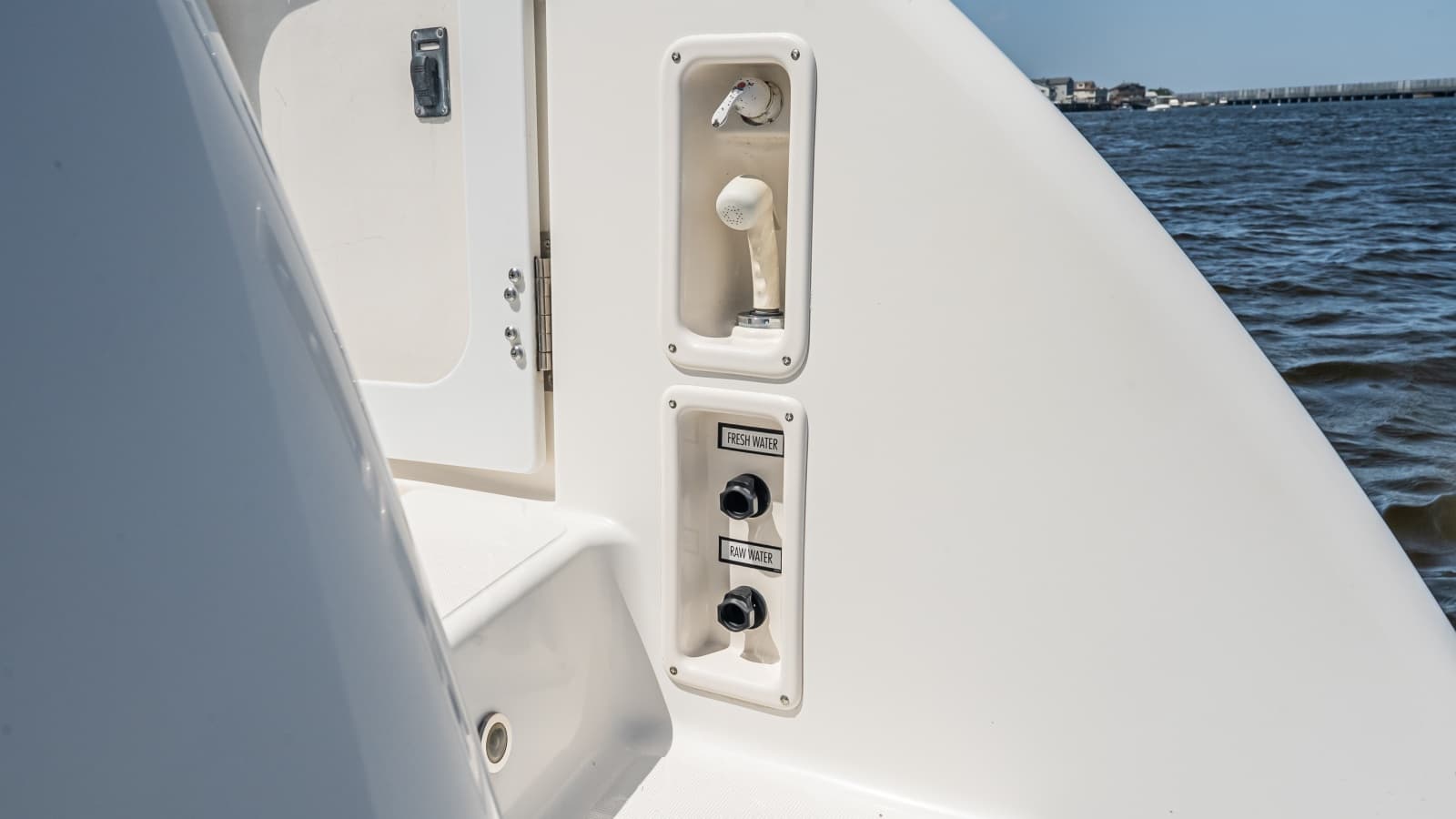 2007 Tiara Yachts 4300 Sovran - Photo 21