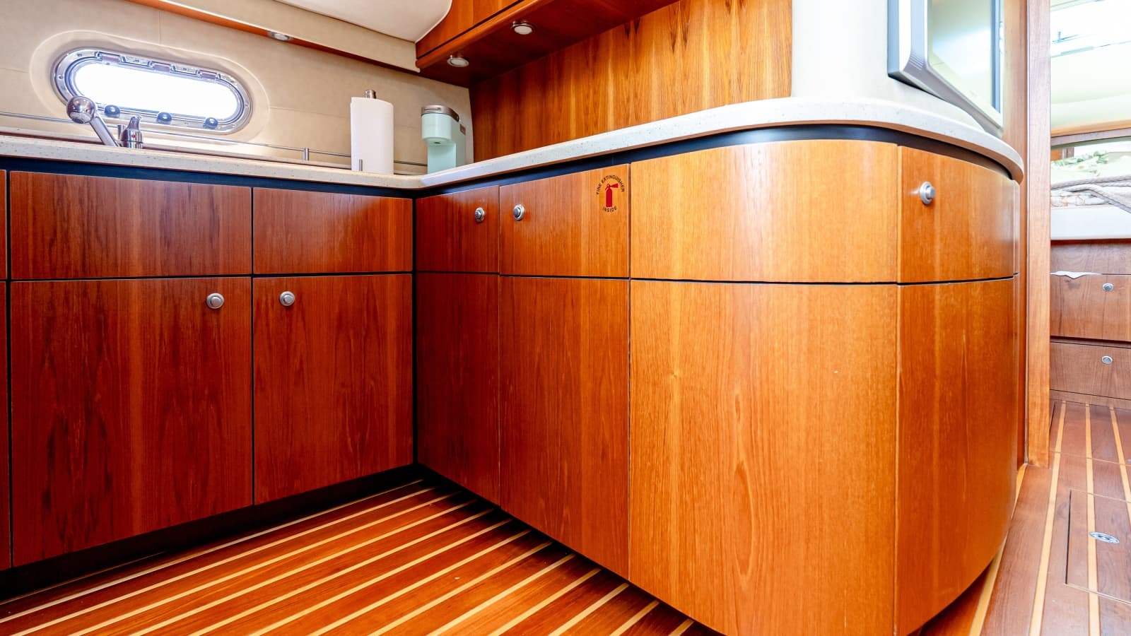 2007 Tiara Yachts 4300 Sovran - Photo 46