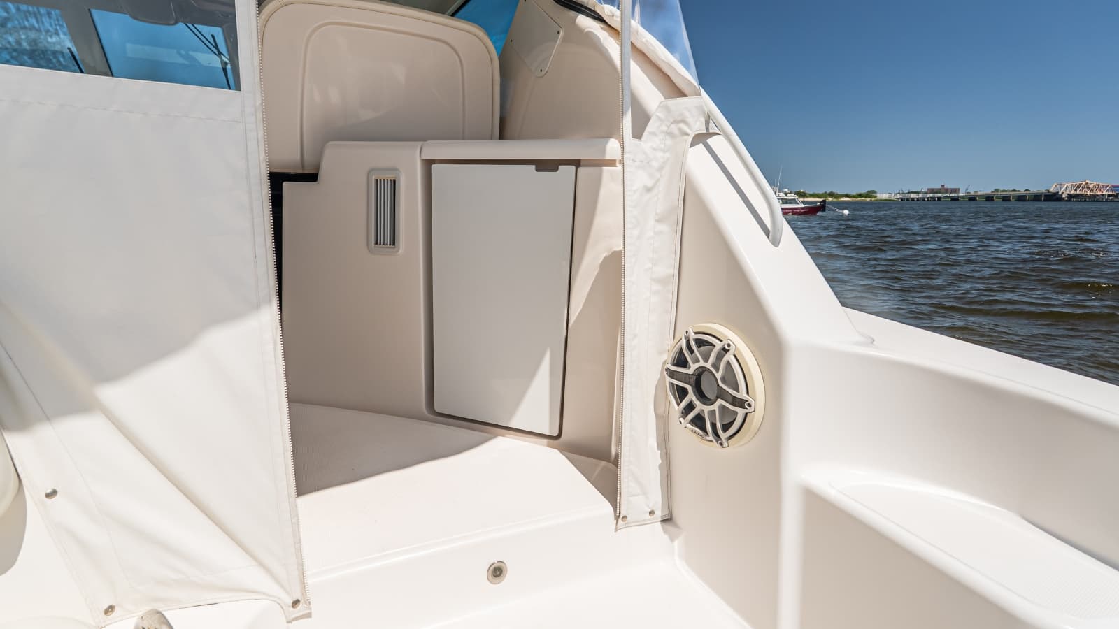 2007 Tiara Yachts 4300 Sovran - Photo 34