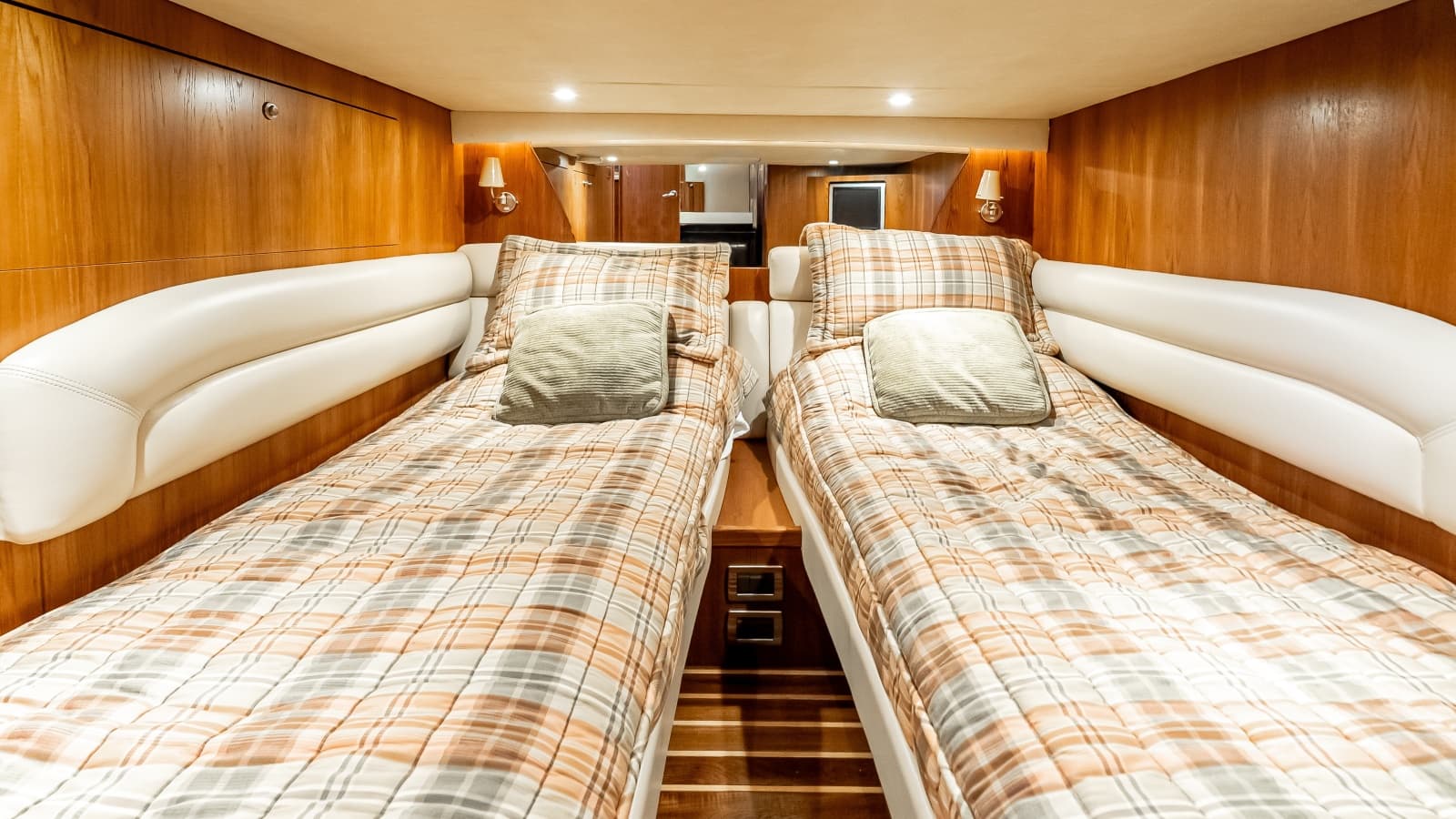 2007 Tiara Yachts 4300 Sovran - Photo 56