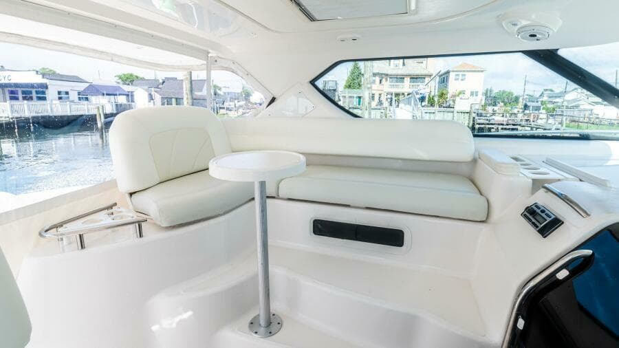 2007 Tiara Yachts 4300 Sovran