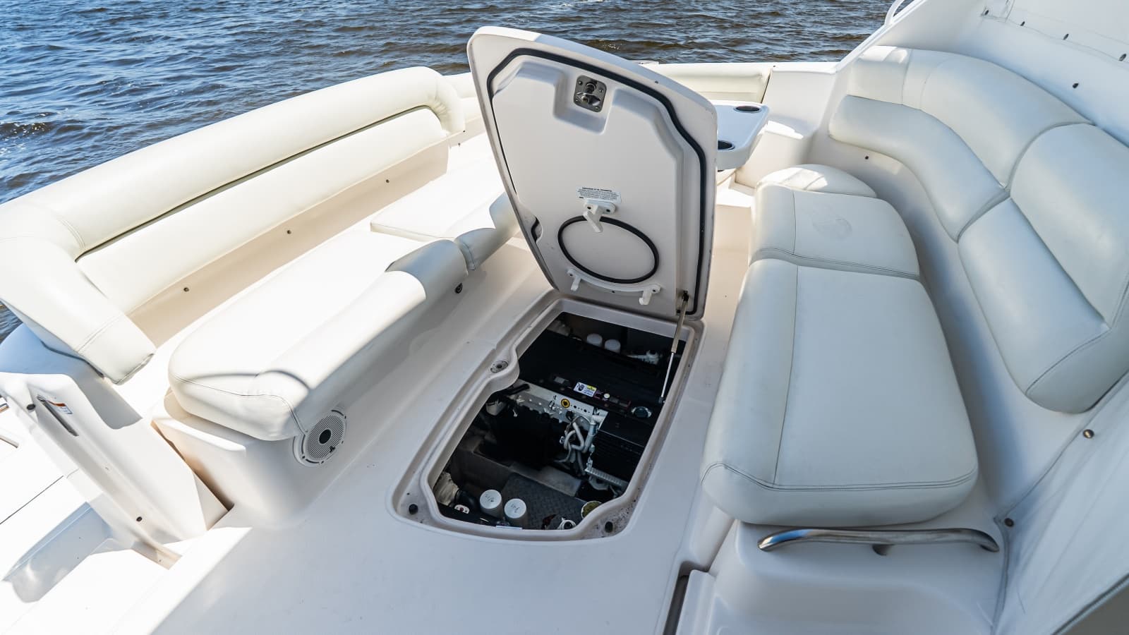 2007 Tiara Yachts 4300 Sovran - Photo 22